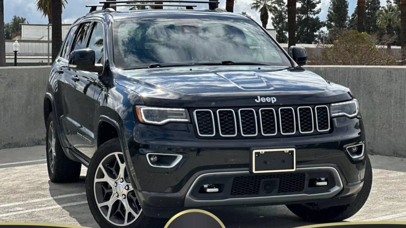 JEEP GRAND CHEROKEE 2018 1C4RJFBG9JC204457 image